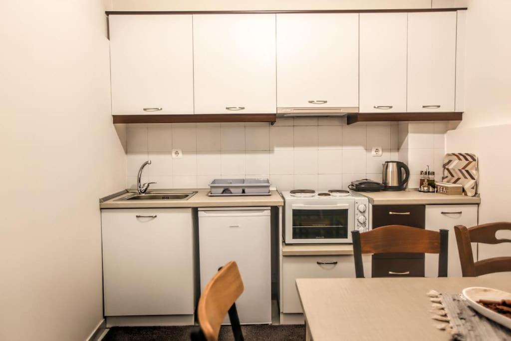Del Sol #5 Meteora Luxurious Family Suites 칼람파카 외부 사진